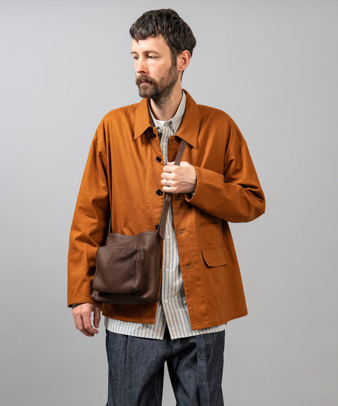 MR.OLIVE E.O.I / WATER PROOF WASHABLE LEATHER / GUSSET POCKET COMPACT SHOULDER BAG ミスターオリーブ イーオーアイ/ウォータープルーフウォッシャブルレザー/ガゼットポケット コンパクトショルダーバッグ